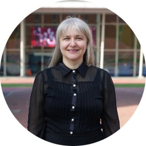 Associate Professor Catherine Earl
